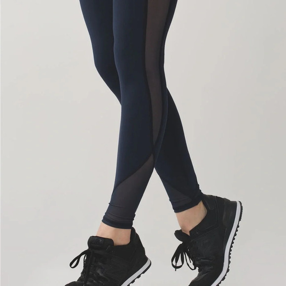 🆕💙Lululemon Make a Move Tight - Inkwell - Picture 14 of 14